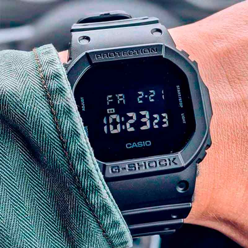 Casio DW-5600UBB-1ER Casio DW-5600UBB-1ER