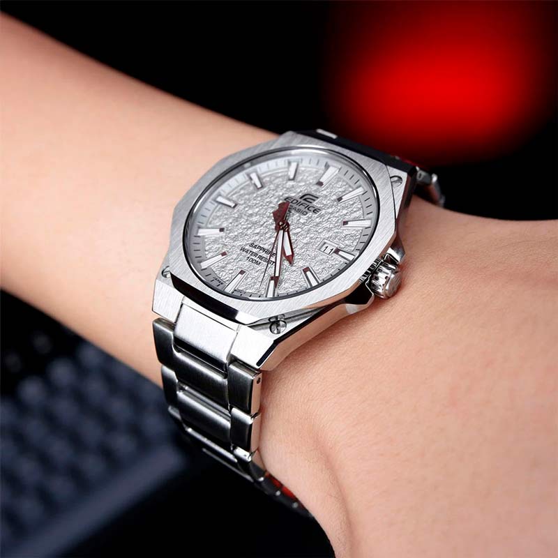 Casio EFR-S108DE-8AVUEF Casio EFR-S108DE-8AVUEF