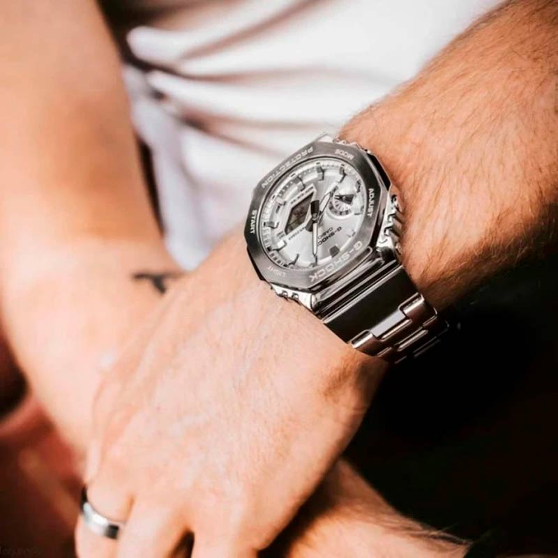 Casio GM-2110D-7AER Casio GM-2110D-7AER