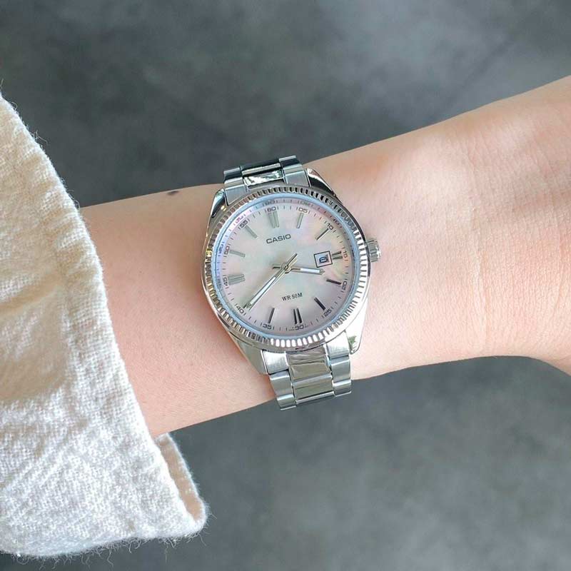 Casio LTP-1302DS-4A Casio LTP-1302DS-4A