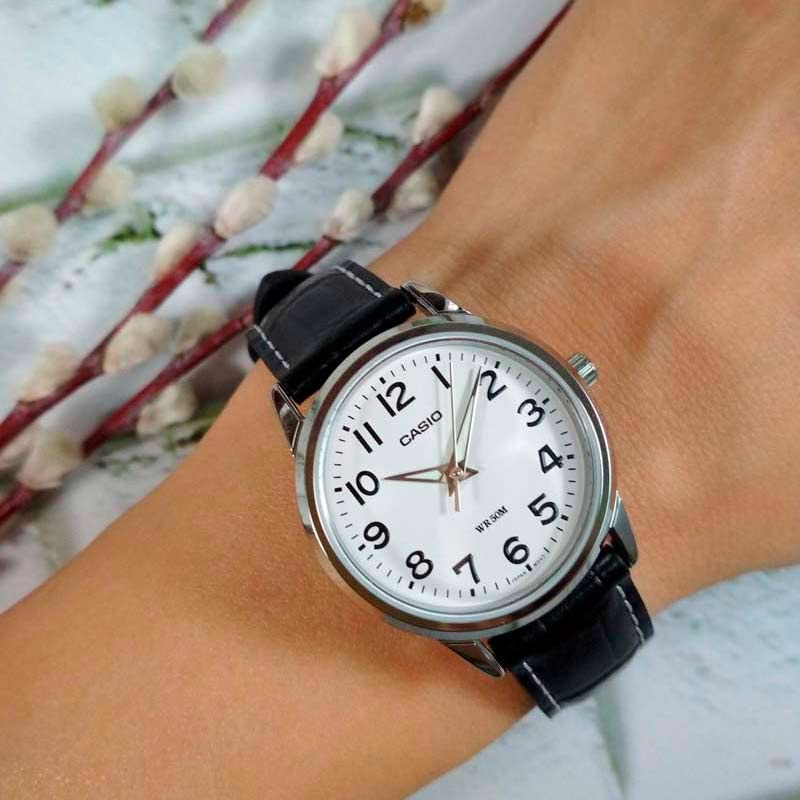 Casio LTP-1303L-7BVEF Casio LTP-1303L-7BVEF