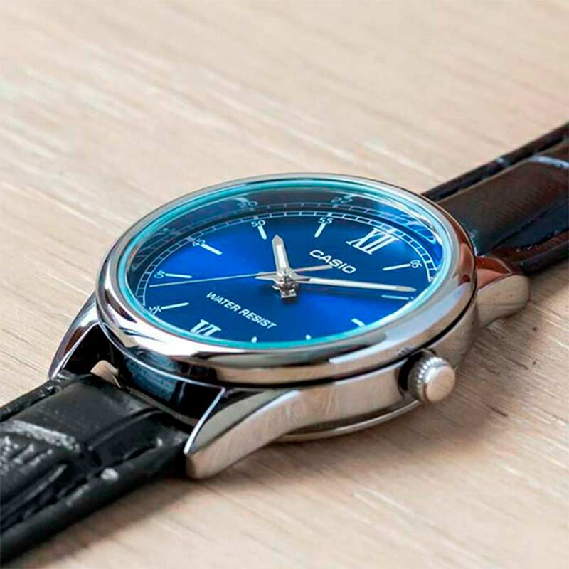 Casio LTP-V005L-2B Casio LTP-V005L-2B