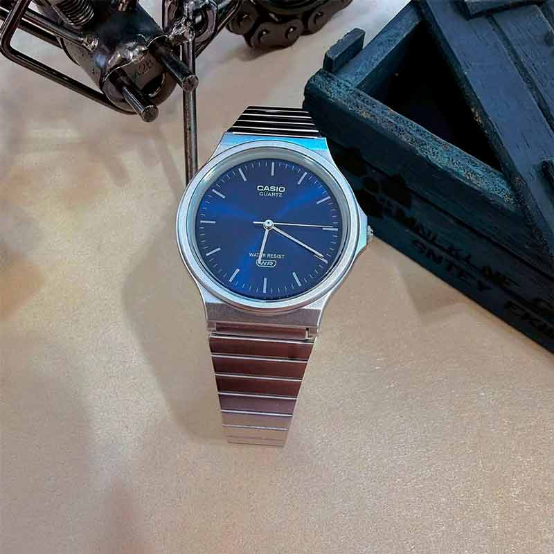 Casio MQ-24DA-2AEF Casio MQ-24DA-2AEF