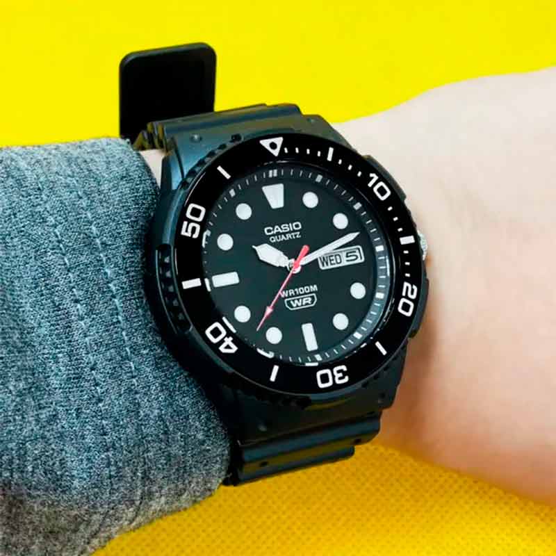 Casio MRW-230H-1E1 Casio MRW-230H-1E1