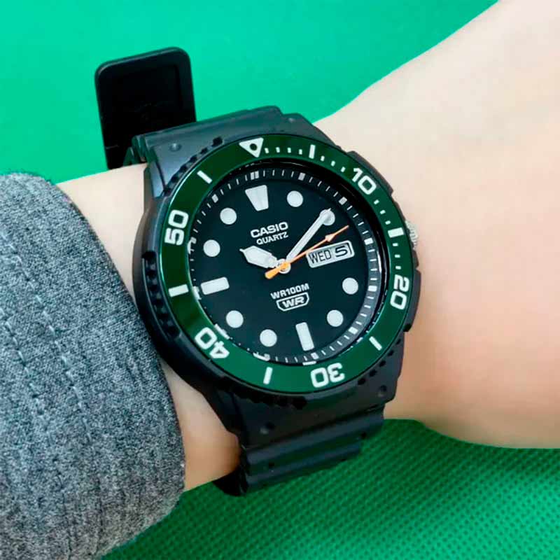 Casio MRW-230H-1E3 Casio MRW-230H-1E3