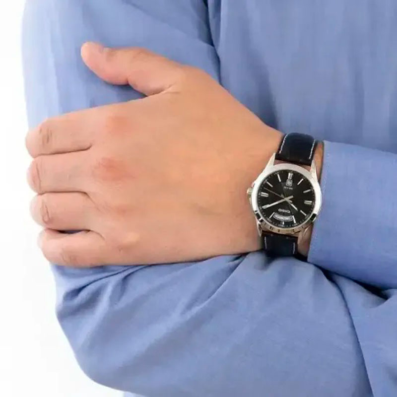 Casio MTP-1381L-1A Casio MTP-1381L-1A