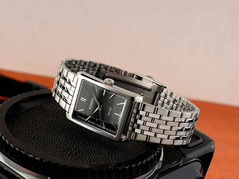 Casio MTP-B215D-1AVER Casio MTP-B215D-1AVER