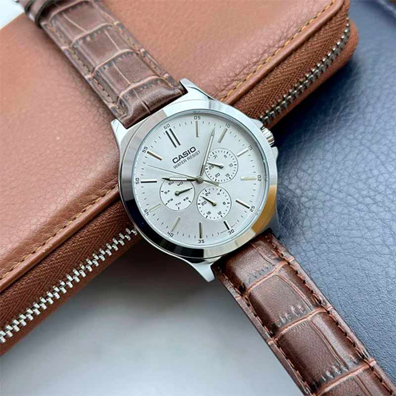 Casio MTP-V300L-7A Casio MTP-V300L-7A