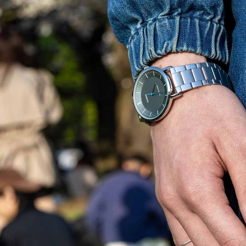 Casio MTP-VT04D-8E Casio MTP-VT04D-8E