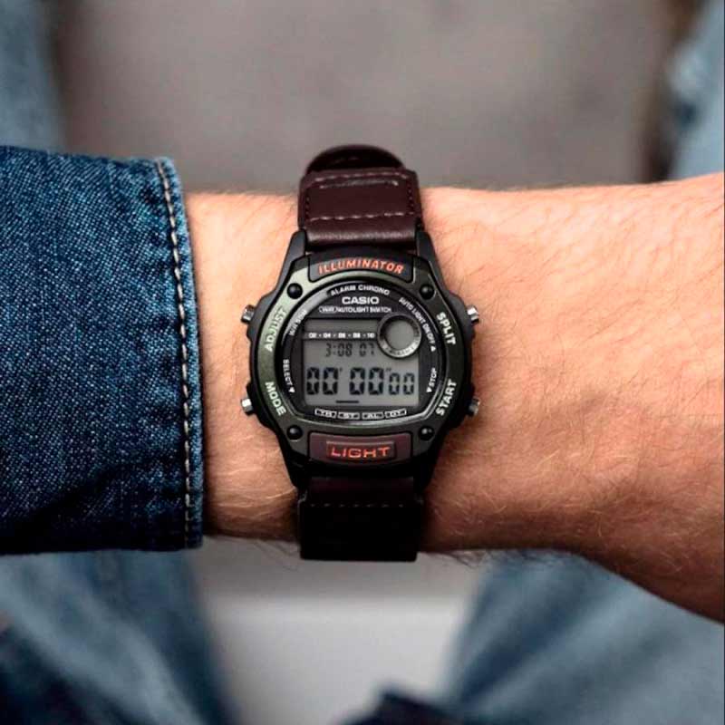 Casio W-220HF-3AVEF Casio W-220HF-3AVEF