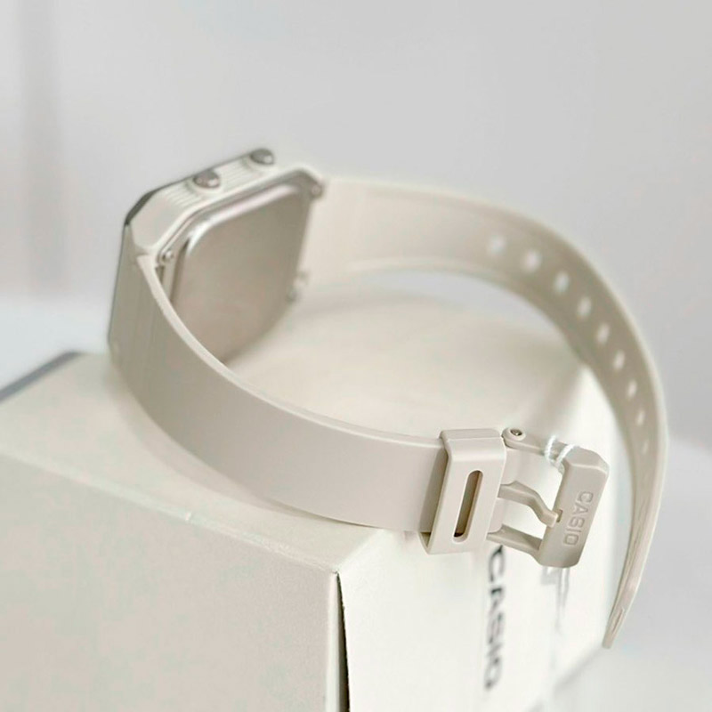 Casio W-221H-8AVDF Casio W-221H-8AVDF